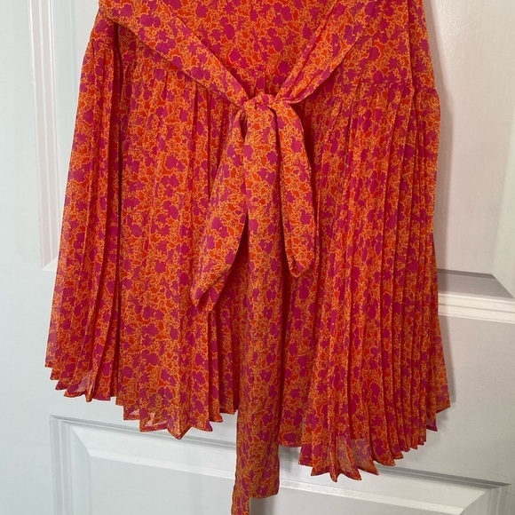 ALEXIS for Target orange and pink floral flutter sleeve pleated wrap dress NWOT - Picture 6 of 8